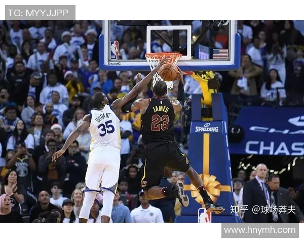勇士与篮网激战正酣NBA赛场精彩瞬间回顾与分析